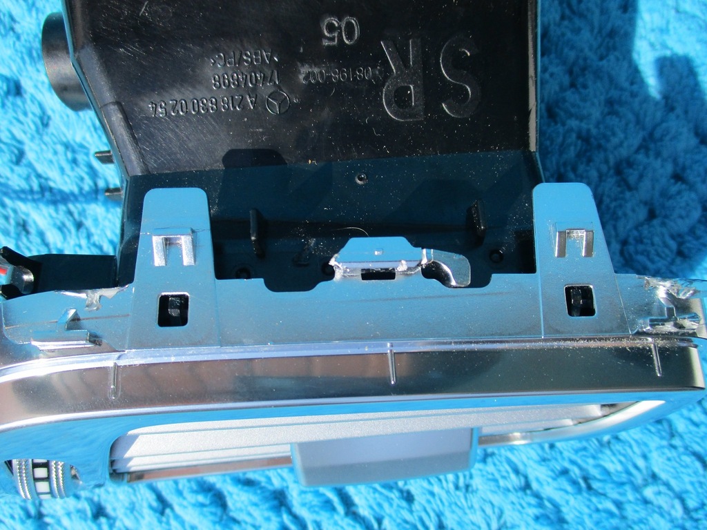 фото №3, Mercedes cls w218 решітка обдув права