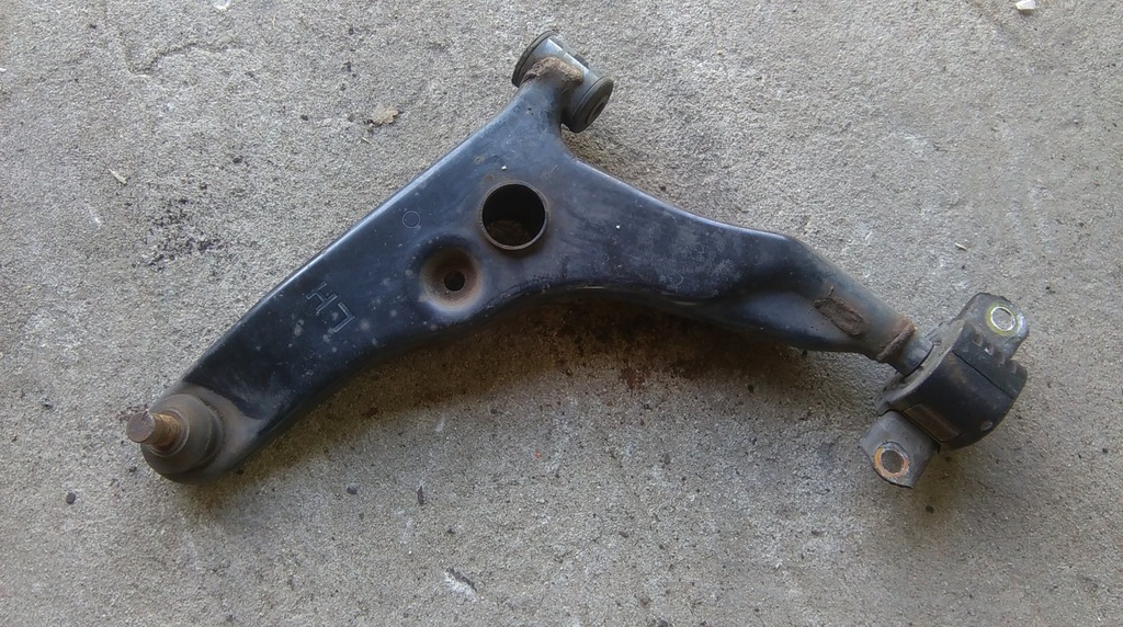 фото №1, Mitsubishi space star рычаг левый передний