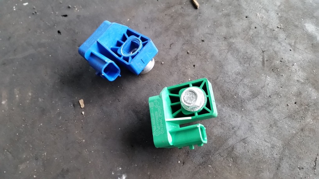 фото №2, Датчик удара renault laguna iii 988300001r