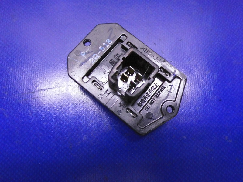 фото №1, Резистор резистор mitsubishi space star ii