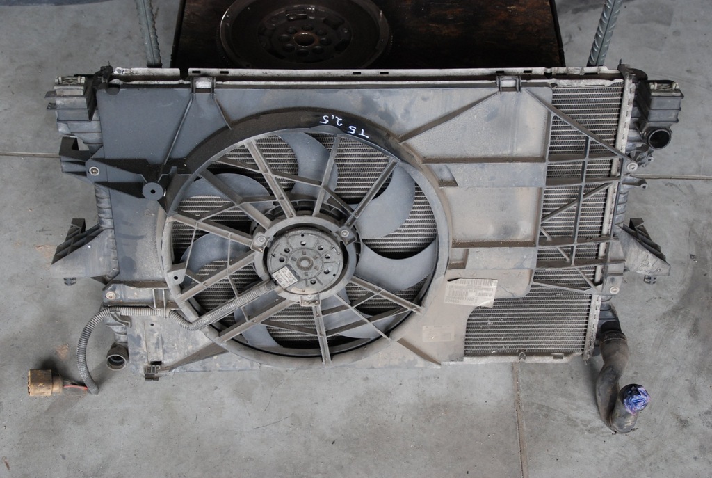 фото №1, Вентиляторы корпус transporter t5 2.5 tdi 03-