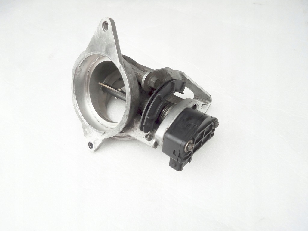 фото №1, Bmw e36 e34 e38 e39 z3 дроссельная заслонка оригинал