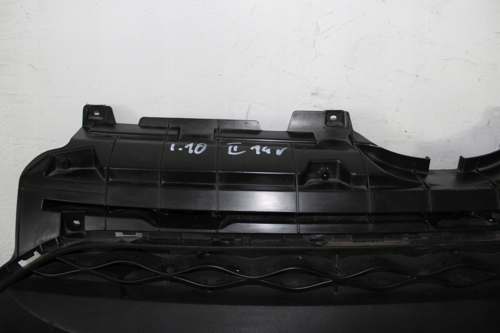 Решётка бампера hyundai 1 10 2 14-15 r Цена
