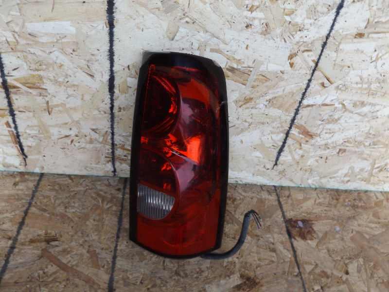 фото №1, Лампа задня задня chevrolet silverado 2006