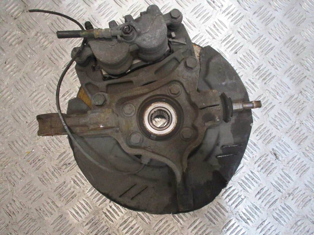 фото №5, Поворотный кулак subaru xv 2,0d 13r правая