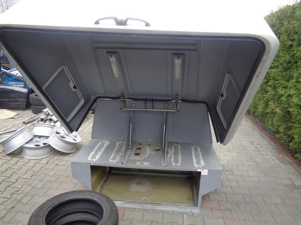 фото №5, Обшивка задняя багажник борт vw amarok