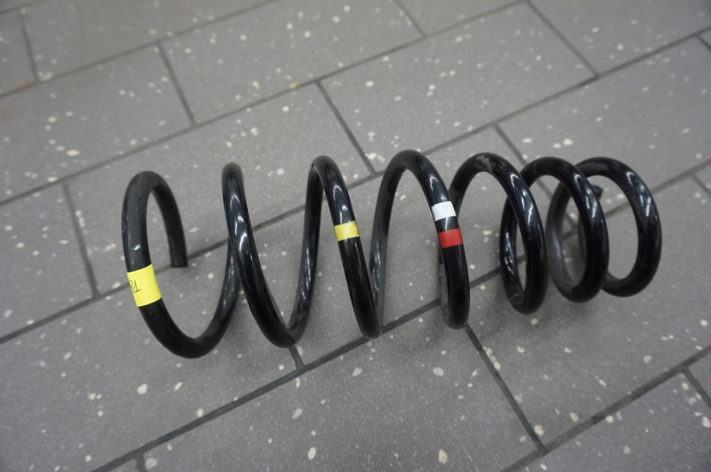 фото №1, Пружина перед porsche boxster 981 cayman передня