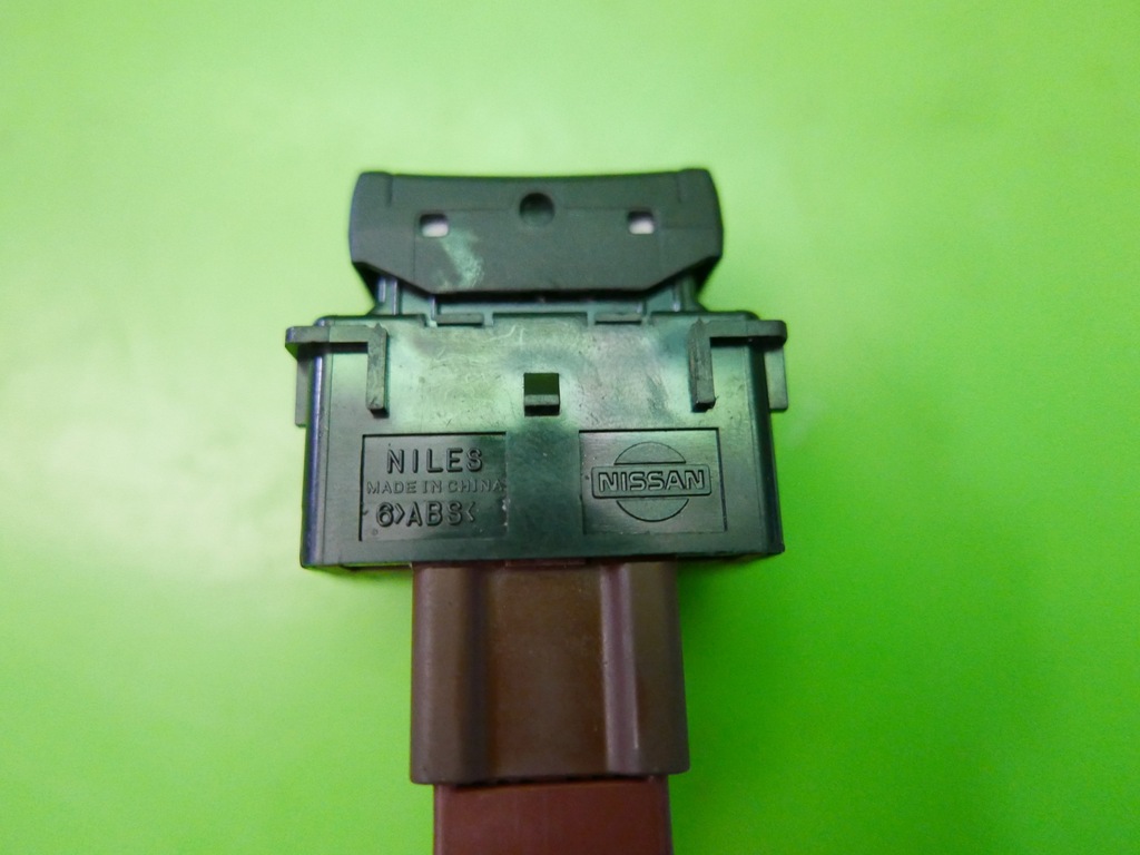 фото №8, Переключатель подогрев сиденье nissan qashqai ii j11