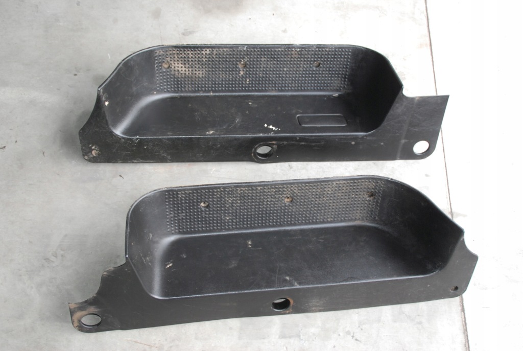 фото №1, Trafic vivaro 06- поріг підніжка правий лівий