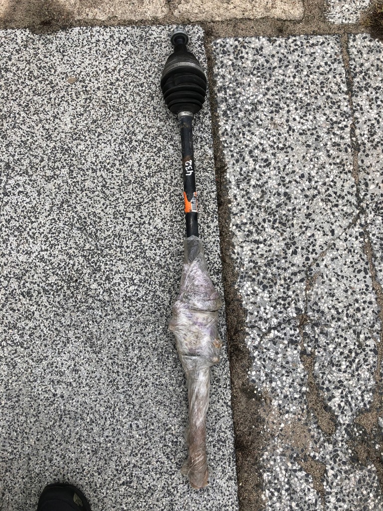 фото №1, Mercedes gle w166 привідний вал права 432