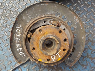 фото №1, Vw touareg поворотный кулак ступица правый задняя