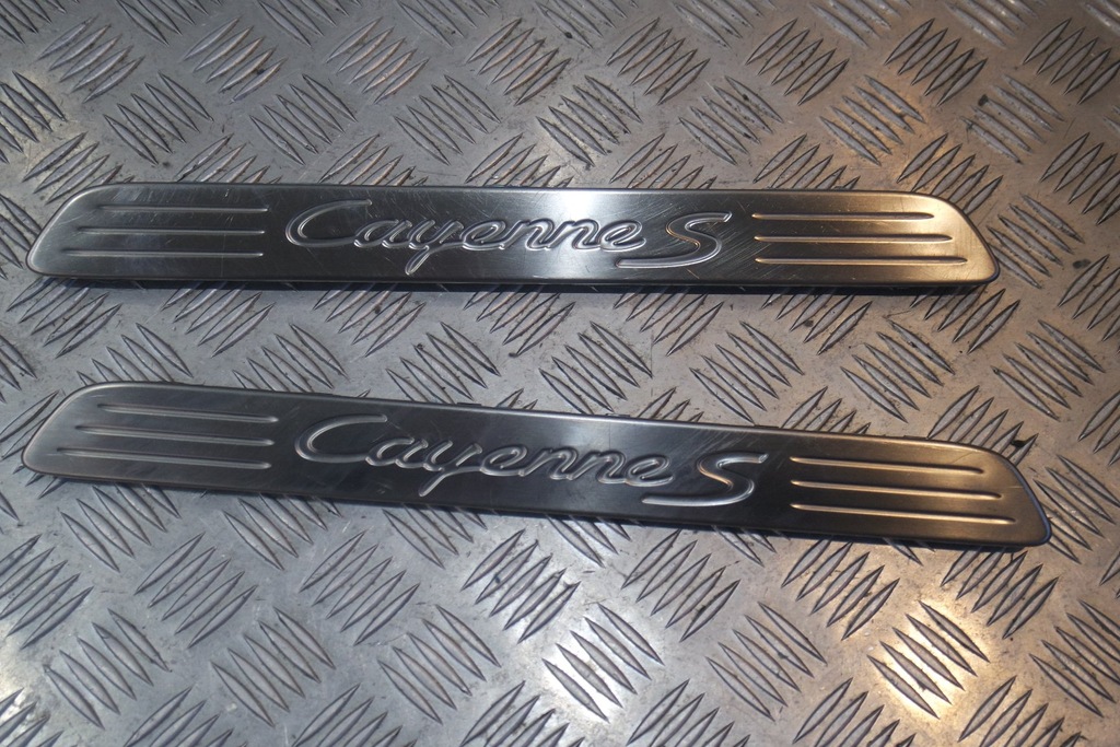 фото №1, Накладки декоративные накладки пороговые porsche cayenne s 7p5 lift