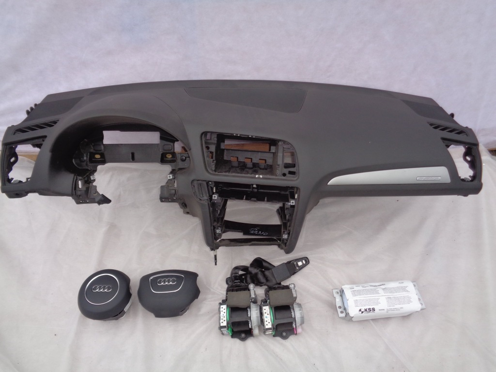 фото №1, Audi q5 8r lift приборная панель консоль подушка безопасности ремни комплект org