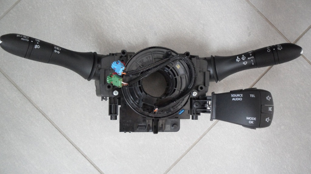 фото №1, Переключатель комбинированный do renault kadjar