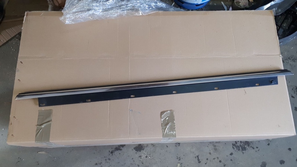 фото №10, Audi a8 d3 молдинг ущільнювач 4e0853763d лівий задня