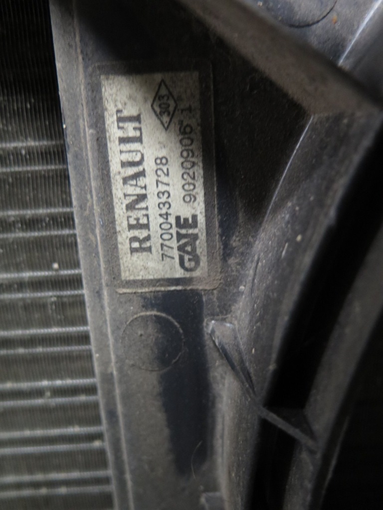 Радиатор вентилятор megane 1 1,9 dti 7700432392 Цена