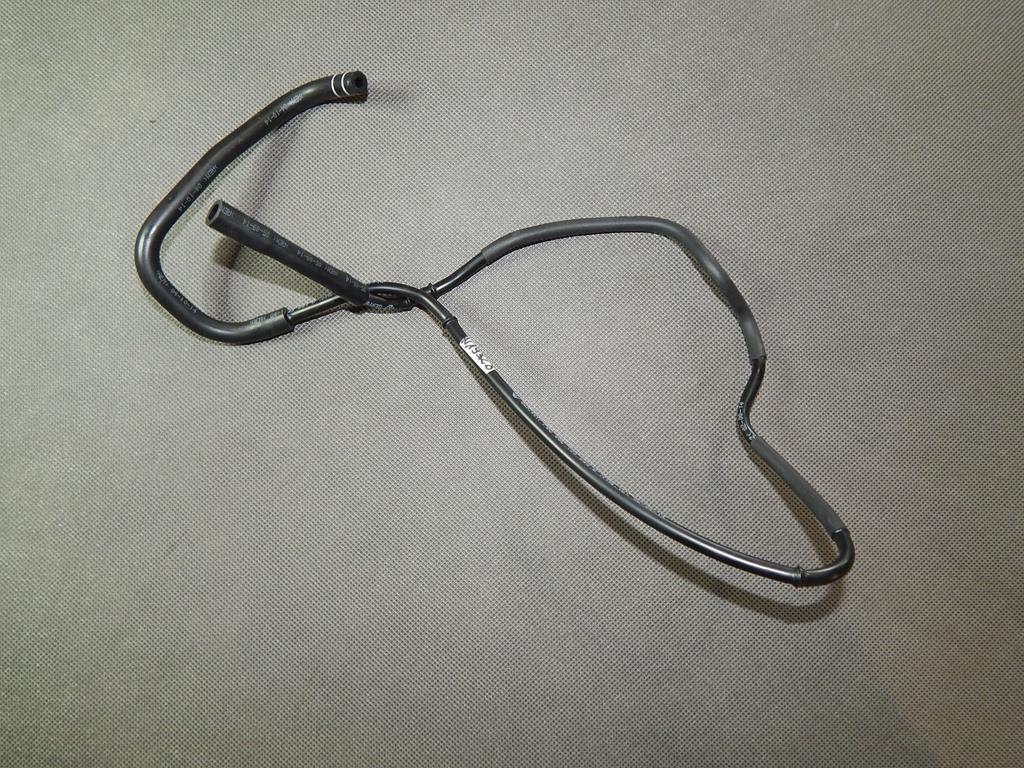 фото №1, Audi q5 8r lift трубки wody 06l133583b