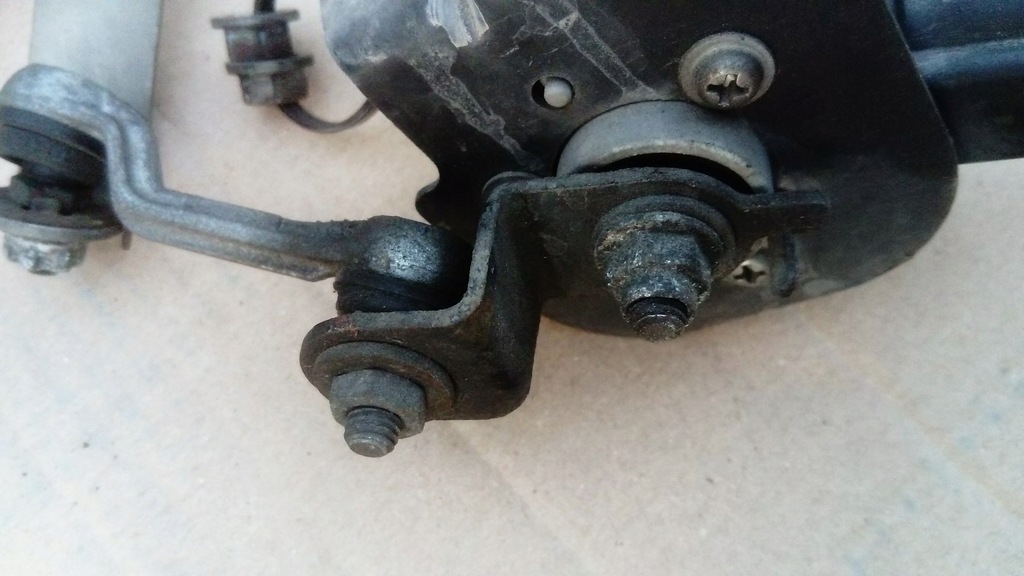 фото №6, Toyota avensis 03-08 датчик вирівнювання ксенон