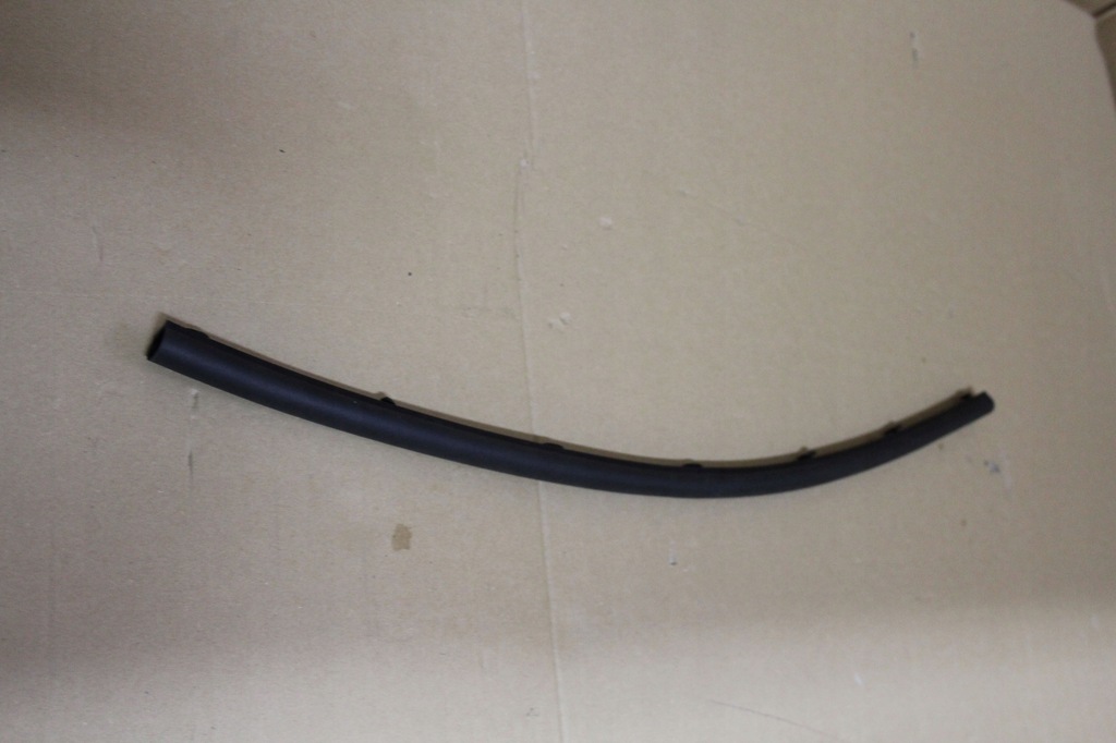 фото №1, Volkswagen оригинальный номер 5g0823707 прокладка капот