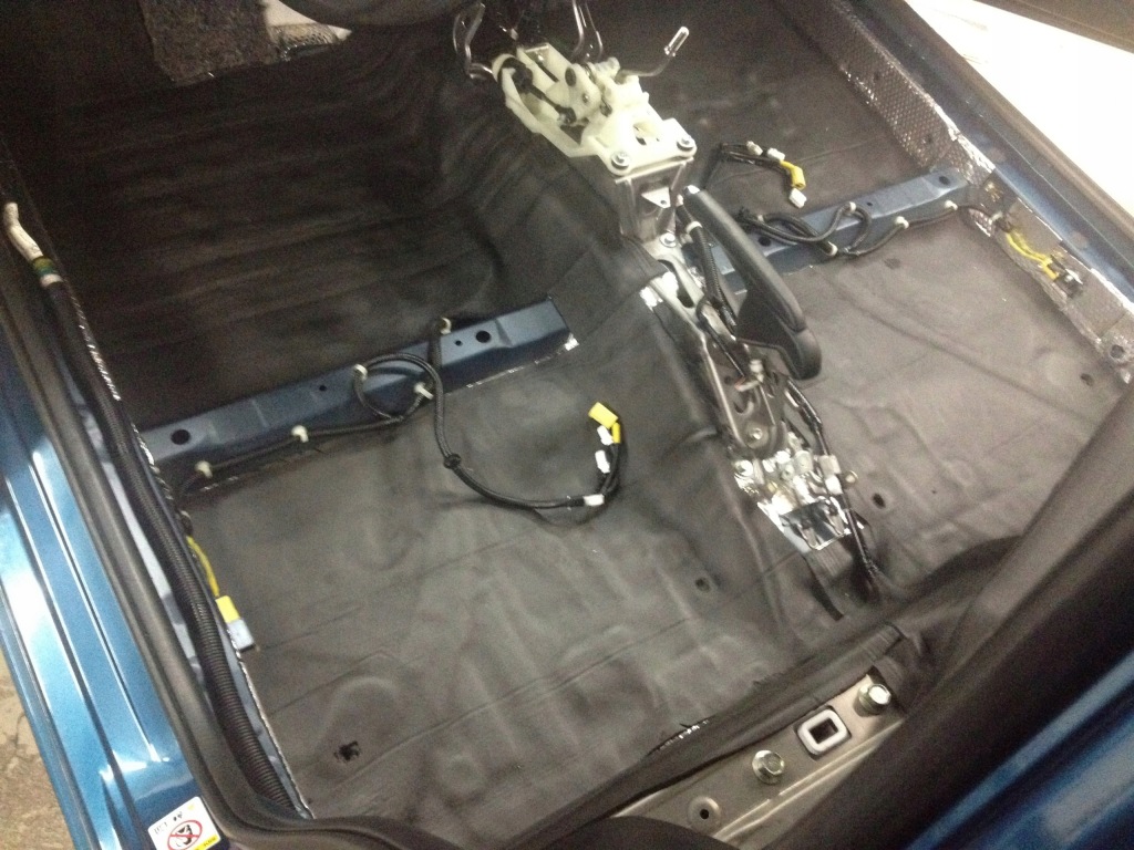 Мат шумоізоляційна піна kauczukowa з klejem 3mm ізоляція двері тонка Київ