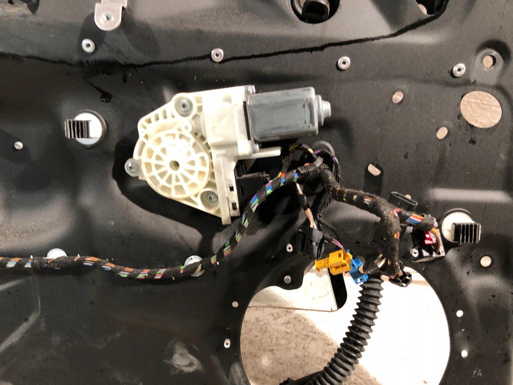 фото №8, Porsche panamera 970 підйомник двері лівий перед