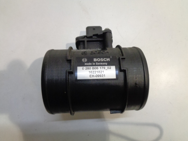 Купити ! fiat alfa romeo jeep витратомір 16221821 !