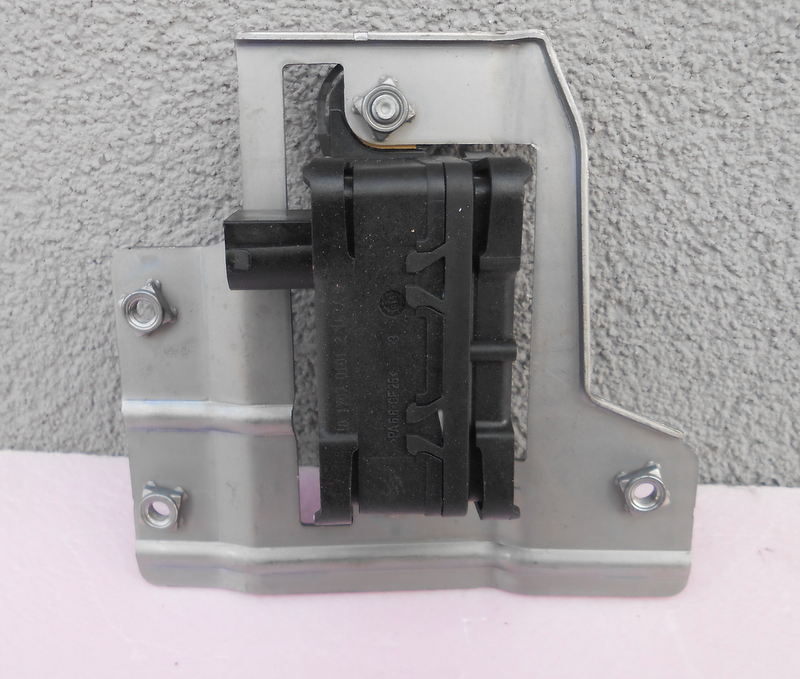 фото №1, Модуль датчик esp bmw 1 e87 6762769