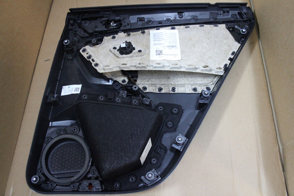 фото №7, Оббивка двері задня ліва vw tiguan 5na867211l