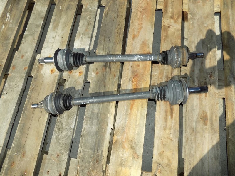 фото №1, Cls mercedes w218 350 cdi приводной вал приводной вал задняя задняя