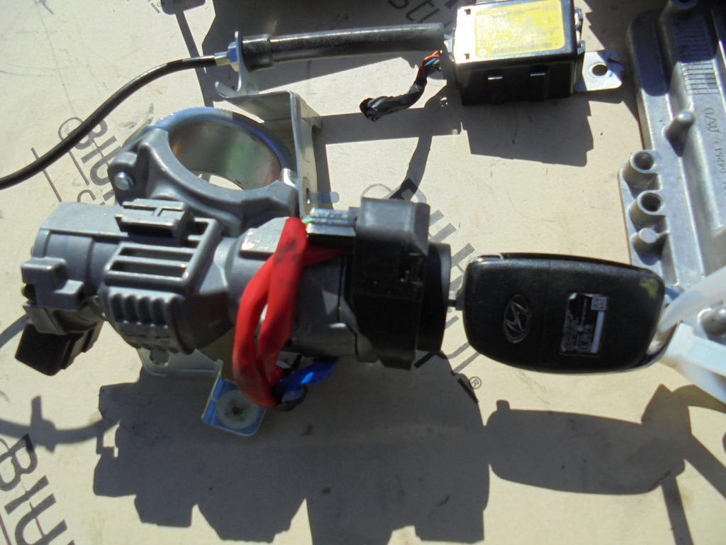 фото №6, Hyundai i40 1.7 ecu 39140-2a545 бортовой компьютер набор