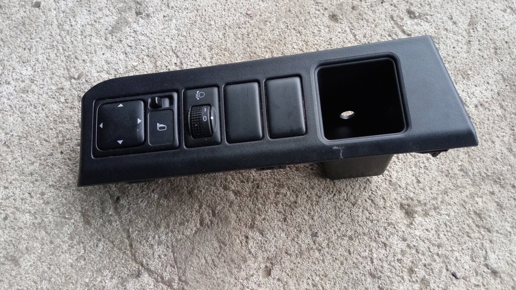 фото №1, Nissan note e11 06-12 переключатель