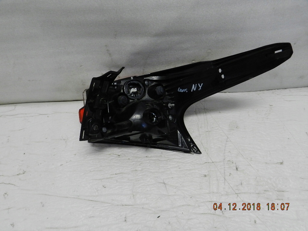 фото №3, Lexus nx 14- лампа led задня задня ліва сторона