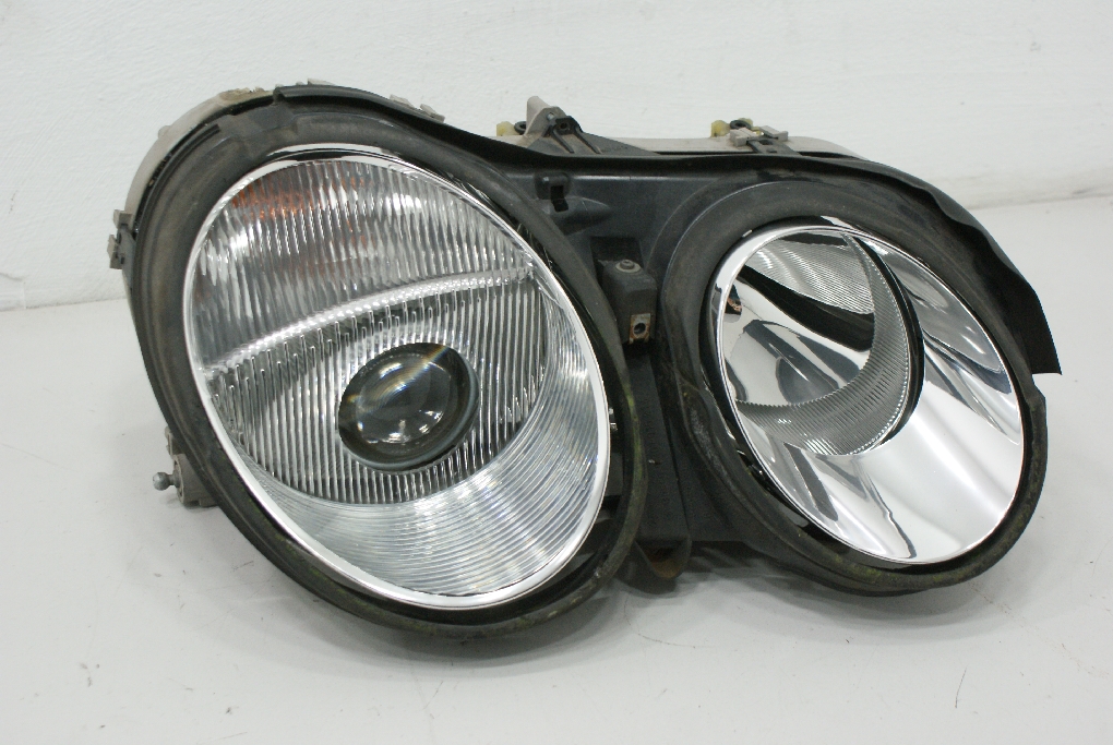 фото №1, Відбивач відбивач лампи правої фара przed lift mercedes cl w215