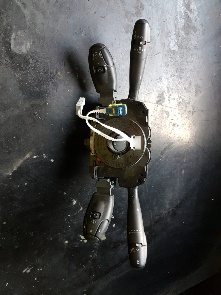 фото №1, C3 picasso 1.6 hdi перемикач комбінований kombajn