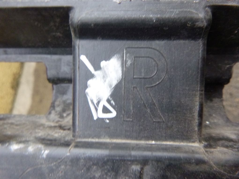 фото №6, Vw passat b8 направляющая кронштейн порог