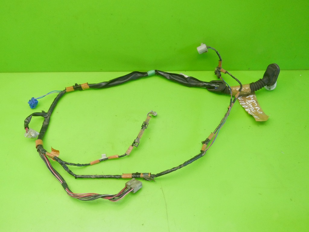 фото №8, Жгут электропроводка дверь перед левая mazda 323c bg