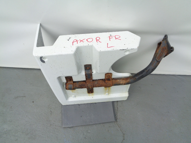 Mercedes axor крыло подкрылок левая правое Доставка