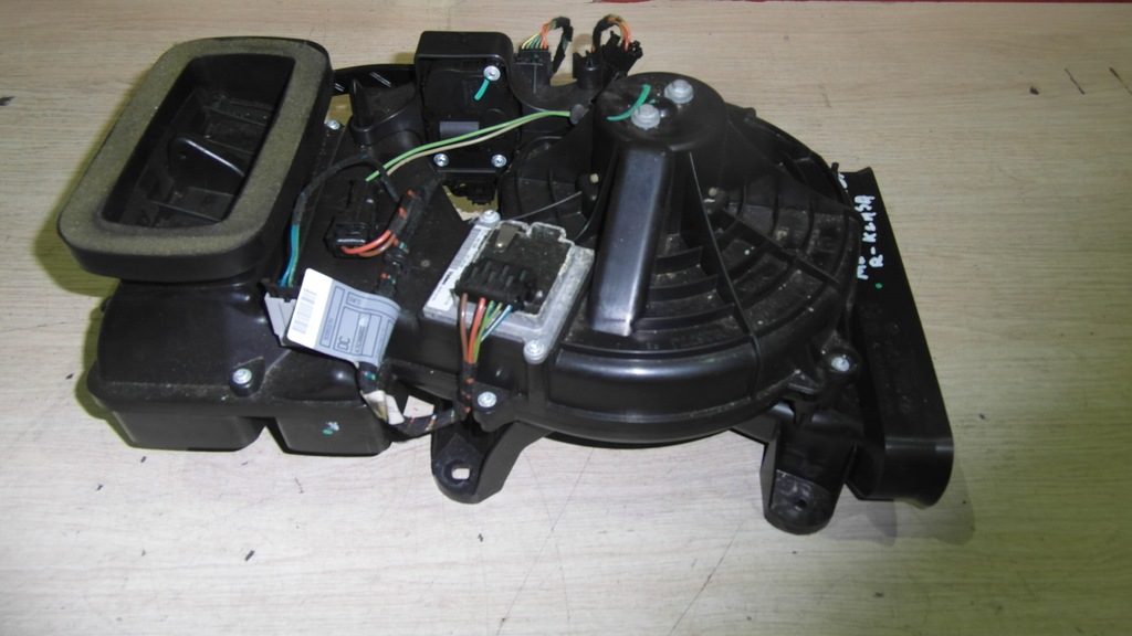 фото №1, Отопитель вентилятор задняя mercedes r klasa w251