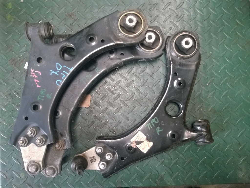 фото №1, Fiat tipo рычаг передний правый 2015-