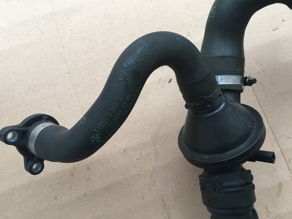 фото №6, Bmw f10 f30 корпус термостата 6601544 wąż wody