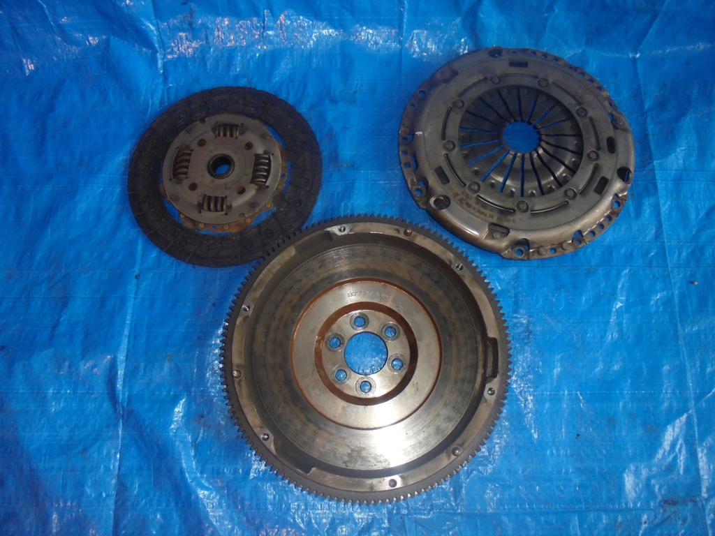 фото №1, Зчеплення колесо маховик комплект 03c105273p