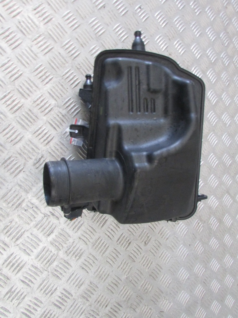 фото №1, Корпус фильтра воздуха 1.6 nissan qashqai j10 08