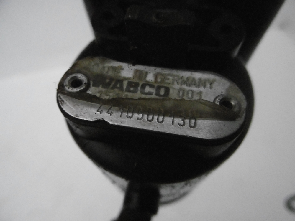 фото №6, Датчик вирівнювання міст renault magnum