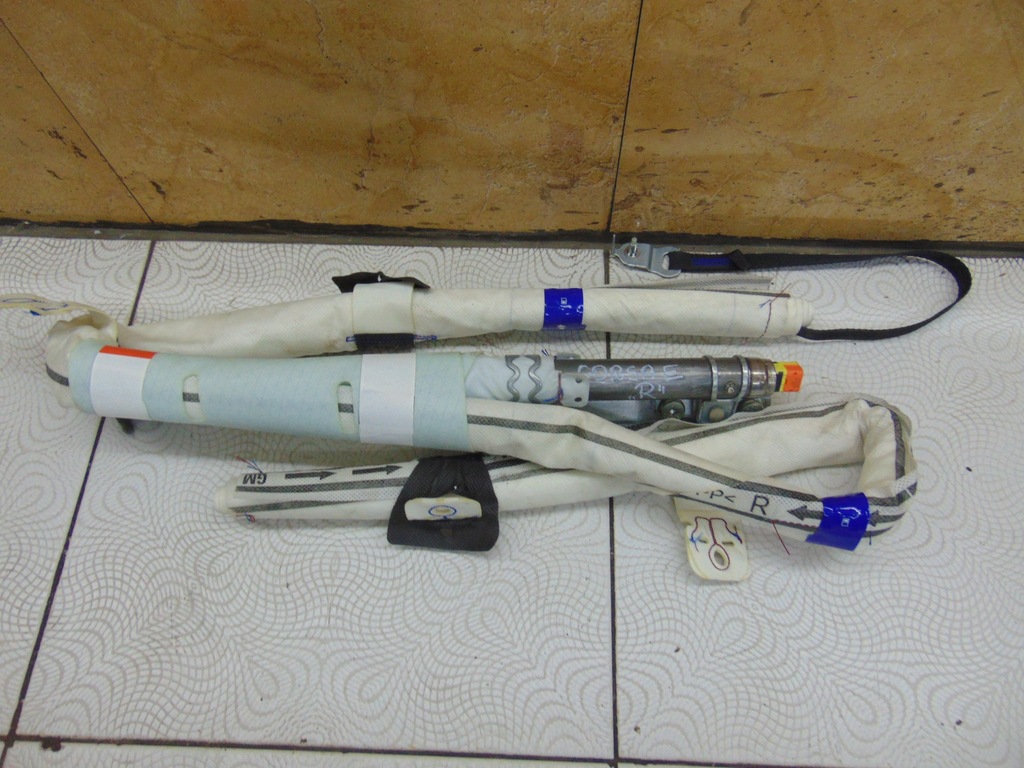 фото №1, Шторка безпеки права opel corsa e