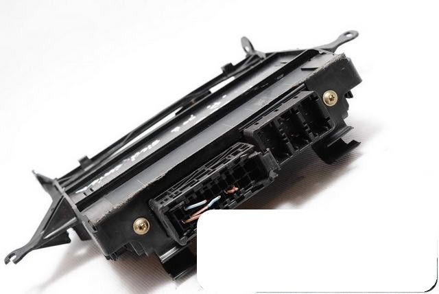 Бортовой компьютер сидений mercedes 2208201185 a2209102136 l Недорого