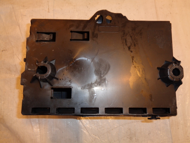 фото №1, C4 picasso основание корпус аккумулятор