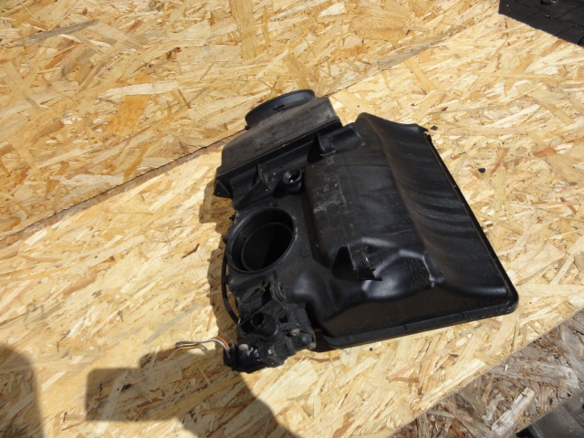 фото №2, Renault thalia iii 2011 1,4 основание генератора