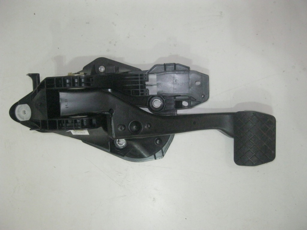 фото №1, Audi a3 8v педаль гальма anglik 5q2723058aa