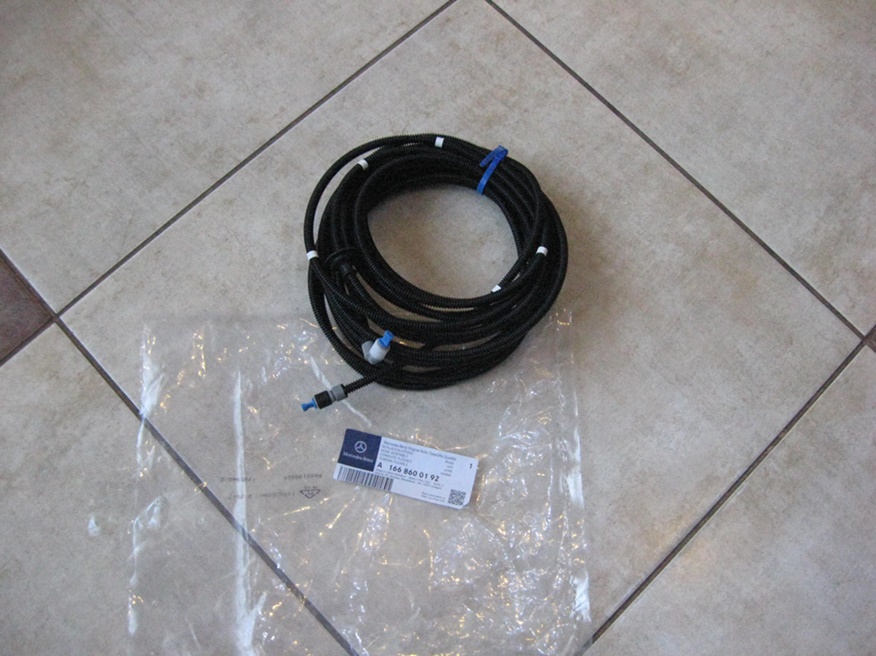 фото №1, Wąż распылителя задняя - mercedes ml gl w166 - новый