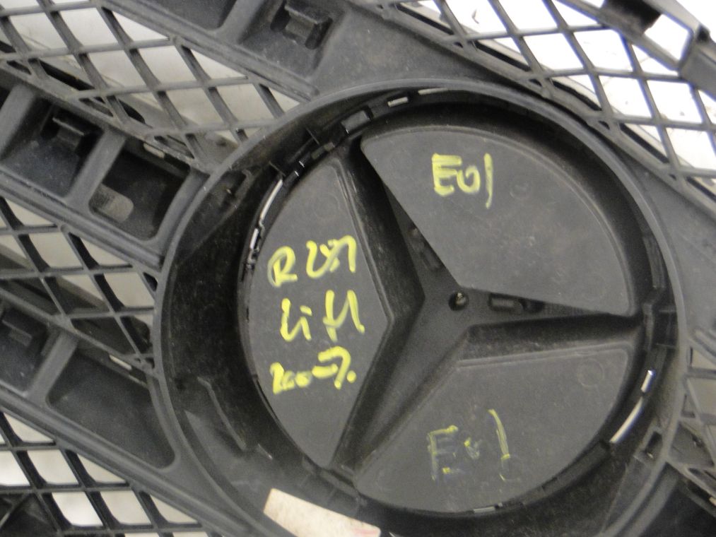 фото №6, Mercedes r klasa w251 lift решітка радіатора amg решітка радіатора хром